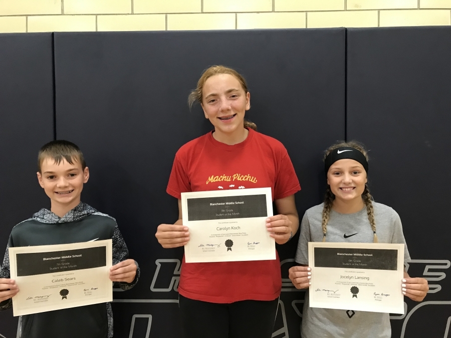 Caleb, Carolyn & Jocelyn holding certificates